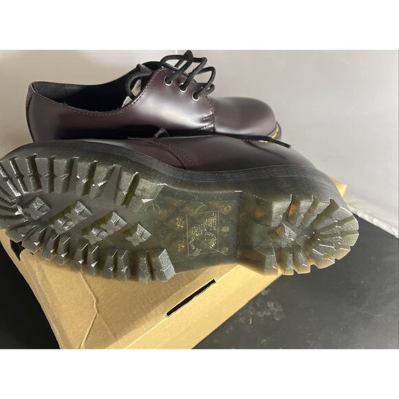 New Dr. Martens Smooth Leather Platform Shoe Size Ladies 9/ Men 8 27332 - Picture 7 of 9